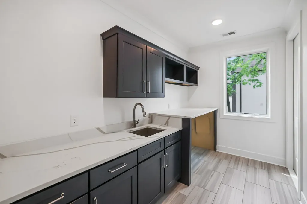 4427 Lealand Lane Nashville TN 37204