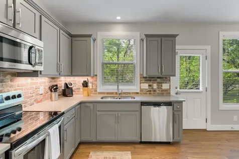 2676 Hartford Drive Nashville TN 37210