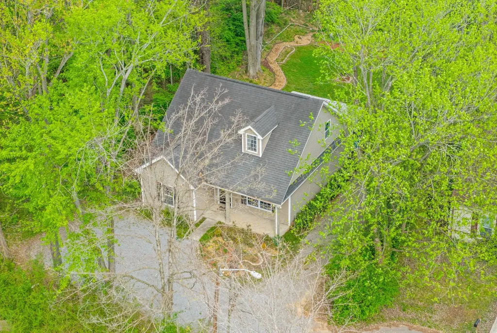 971 Greenwood Court Clarksville TN 37040