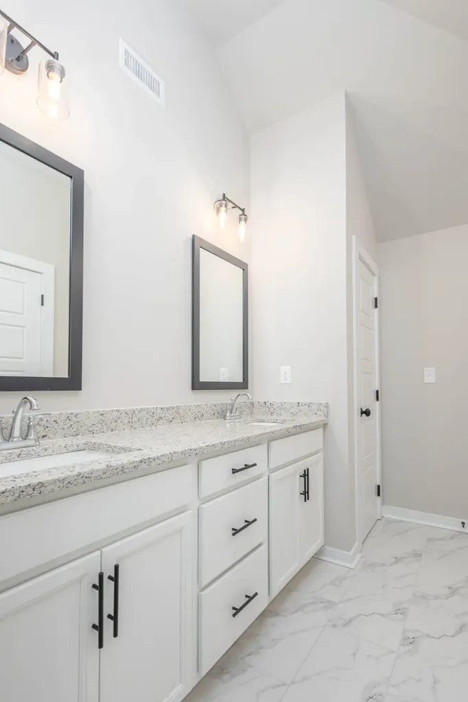 107 Cherry Blossom Way Dickson TN 37055