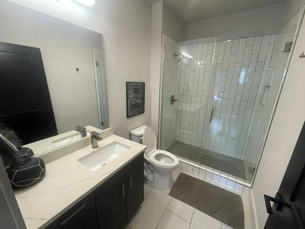 303 31st Ave, N Nashville TN 37203