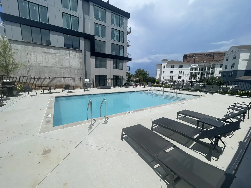303 31st Ave, N Nashville TN 37203