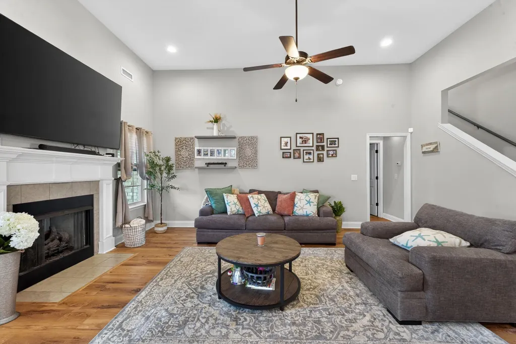 2911 Firerock Dr, N Murfreesboro TN 37128
