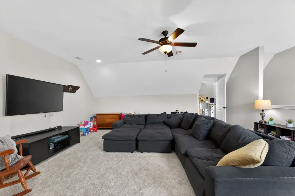 2911 Firerock Dr, N Murfreesboro TN 37128