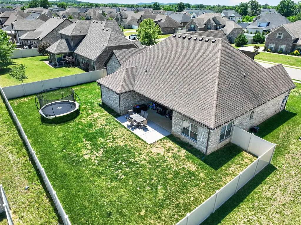 2911 Firerock Dr, N Murfreesboro TN 37128