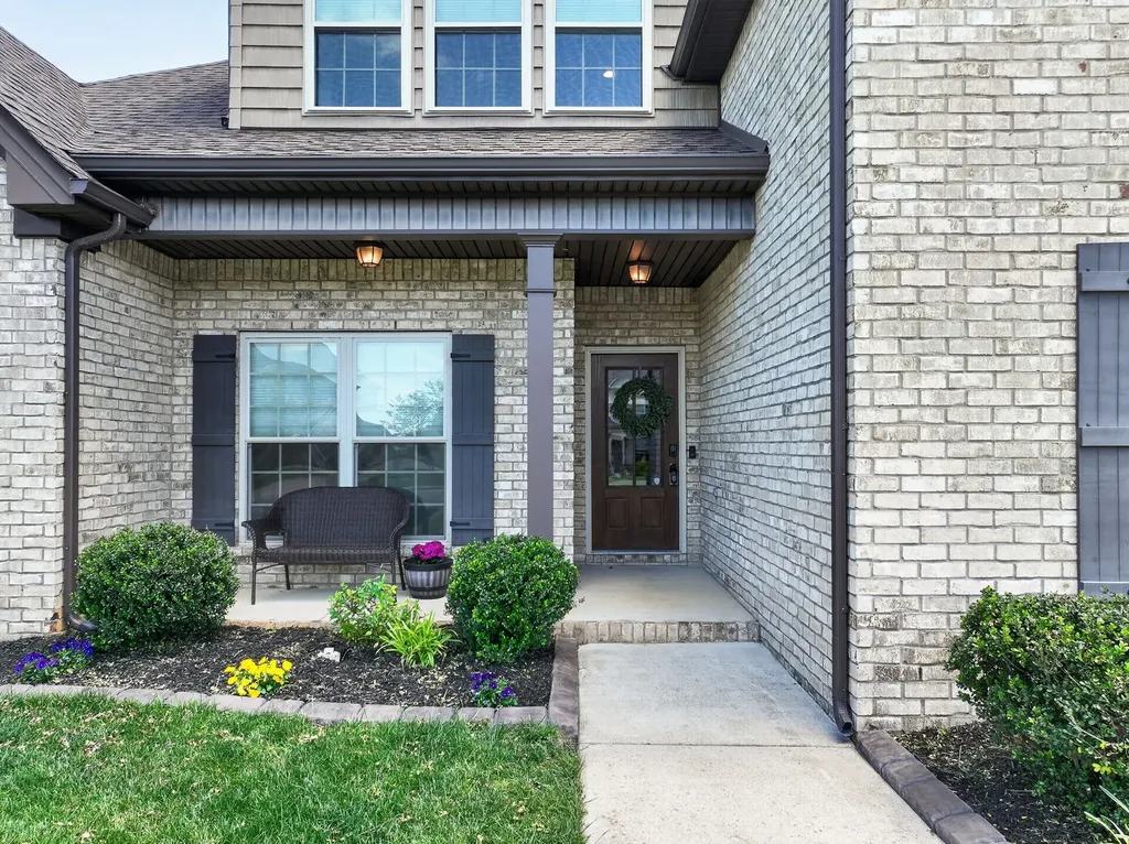 2911 Firerock Dr, N Murfreesboro TN 37128