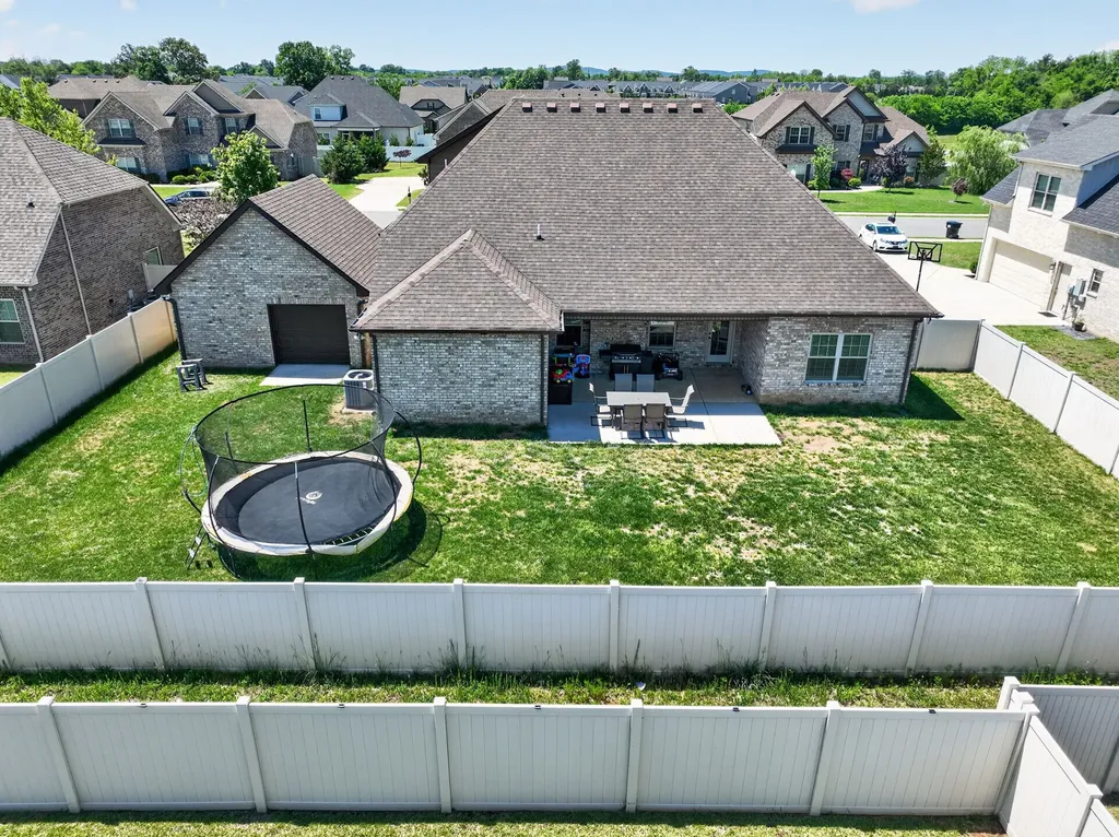 2911 Firerock Dr, N Murfreesboro TN 37128