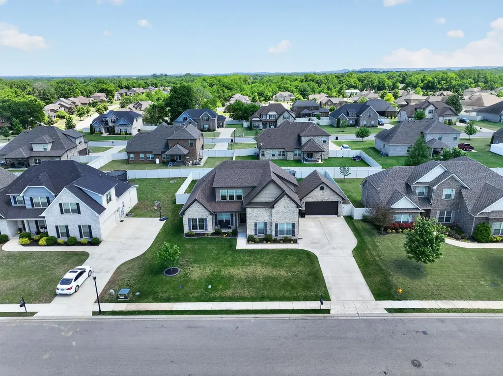 2911 Firerock Dr, N Murfreesboro TN 37128