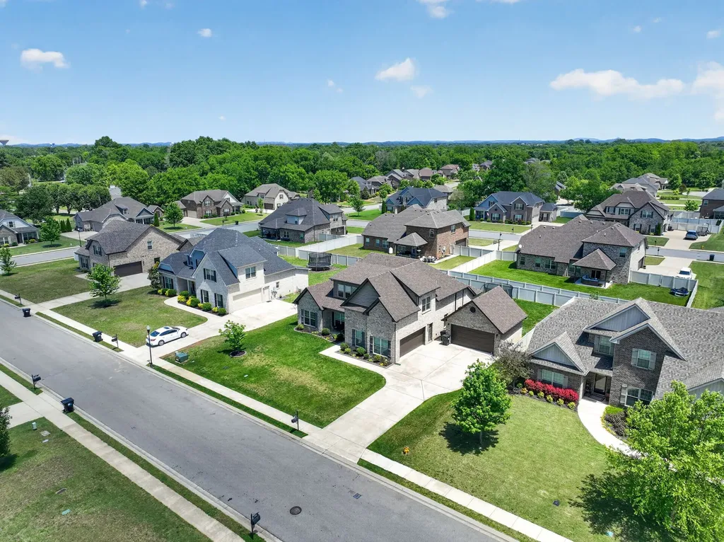 2911 Firerock Dr, N Murfreesboro TN 37128