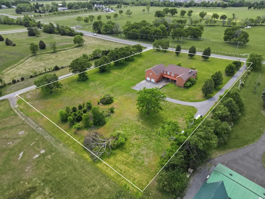 3141 Coles Ferry Pike Lebanon TN 37087