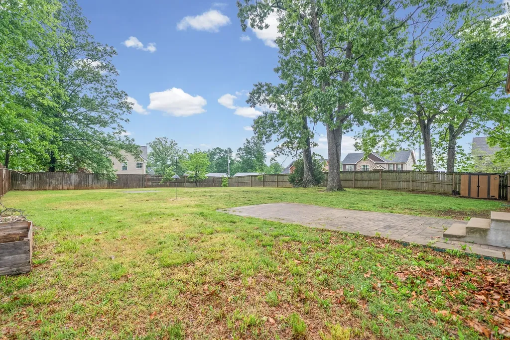1861 Red Fox Trail Clarksville TN 37042