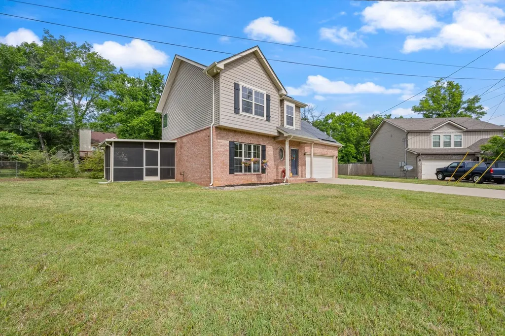 106 Check Court Smyrna TN 37167