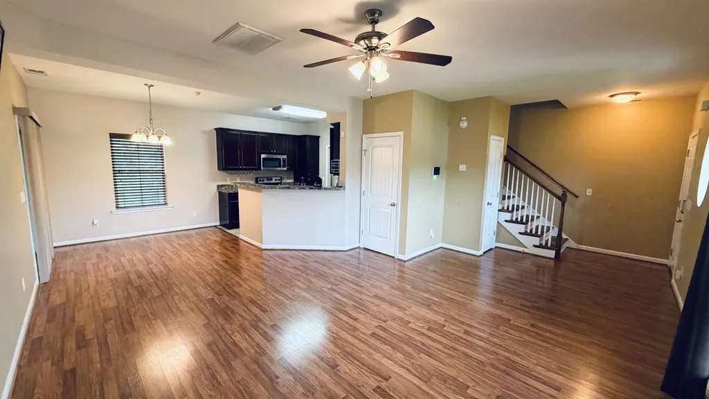 106 Check Court Smyrna TN 37167
