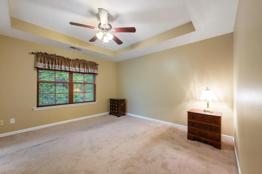 106 Check Court Smyrna TN 37167