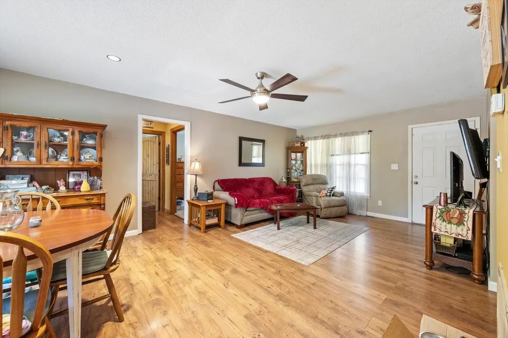 2887 Gusty Lane Clarksville TN 37043