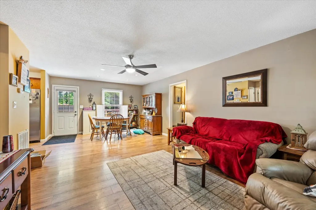 2887 Gusty Lane Clarksville TN 37043