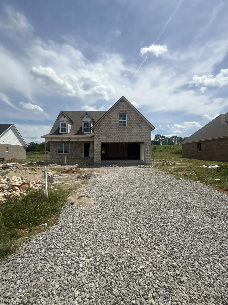 3180 Dusenburg Drive Christiana TN 37037