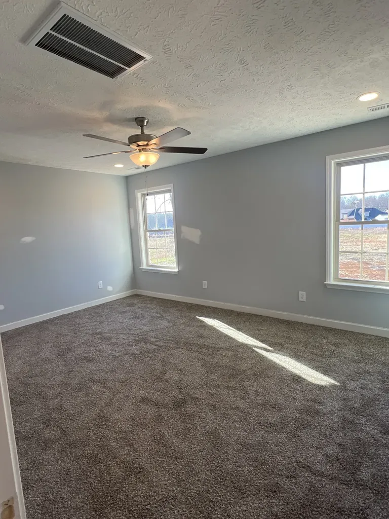 3180 Dusenburg Drive Christiana TN 37037