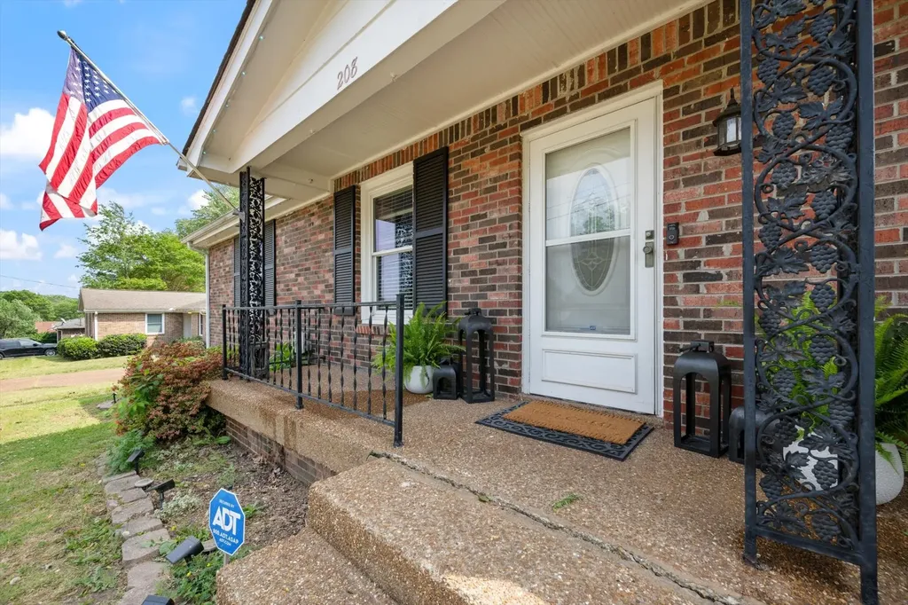 208 Bass Drive Mount Juliet TN 37122