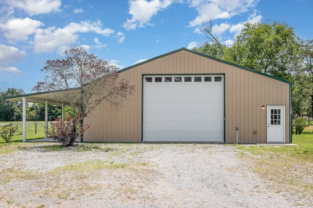 129 Highway 82 East Bell Buckle TN 37020