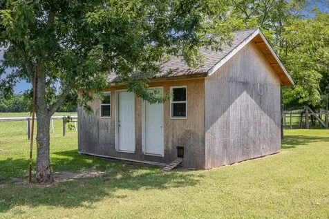 129 Highway 82 East Bell Buckle TN 37020