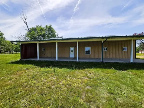 129 Highway 82 East Bell Buckle TN 37020