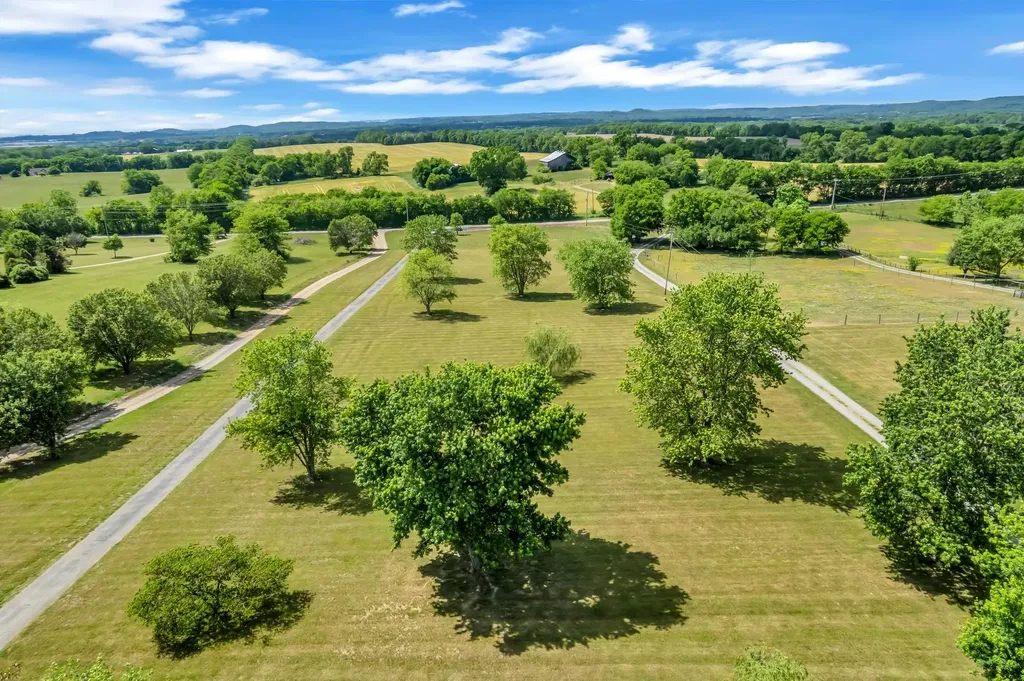 420 Rock Springs Road Castalian Springs TN 37031