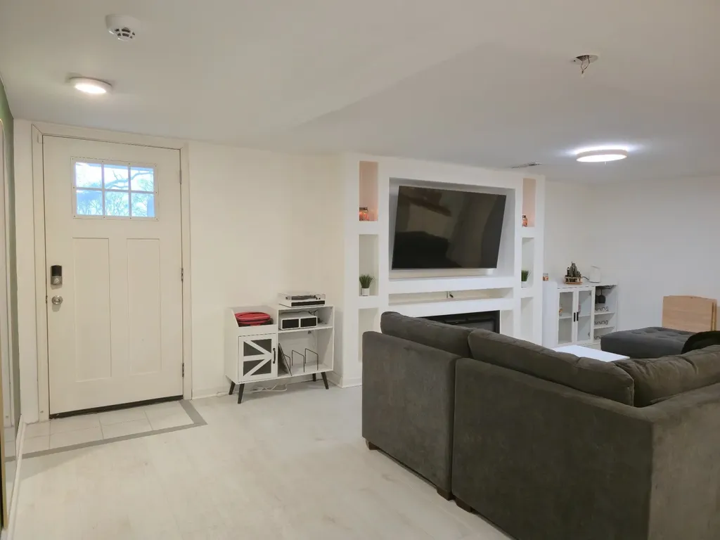 409B Mciver Street Nashville TN 37211
