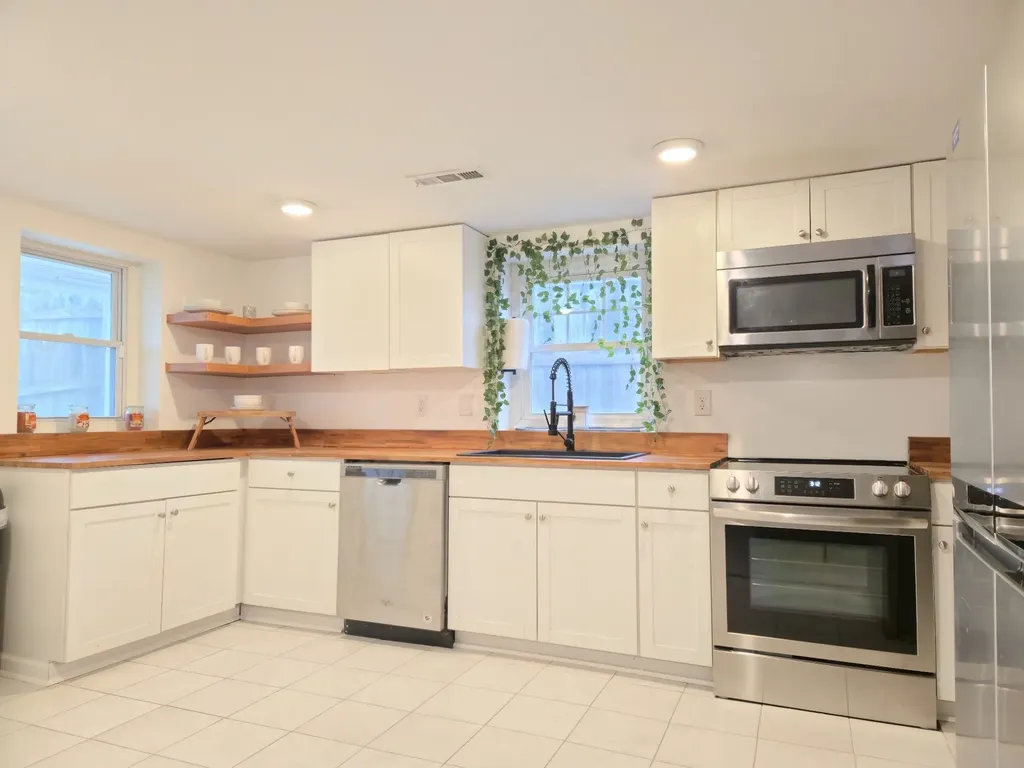 409B Mciver Street Nashville TN 37211