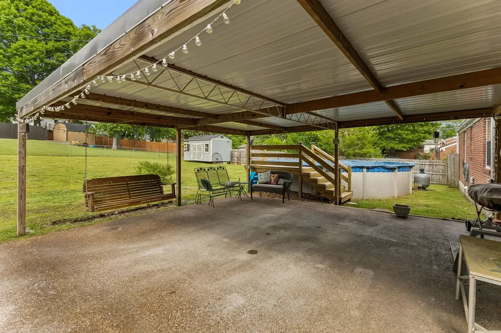 110 Pleasant Drive Columbia TN 38401