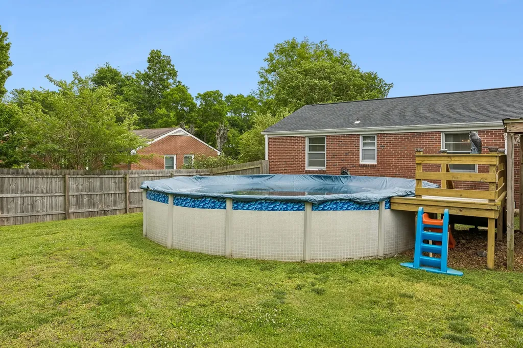 110 Pleasant Drive Columbia TN 38401