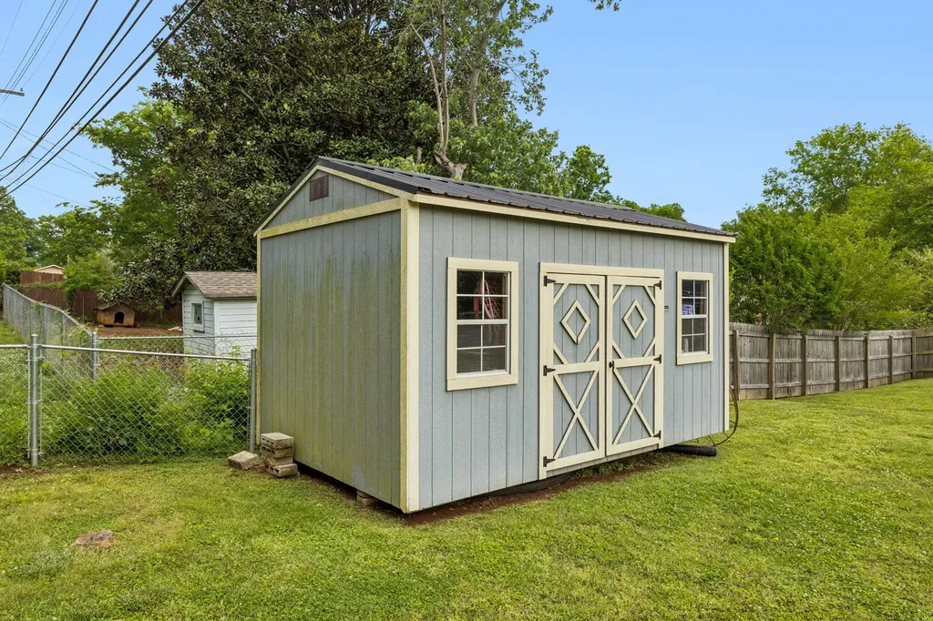 110 Pleasant Drive Columbia TN 38401