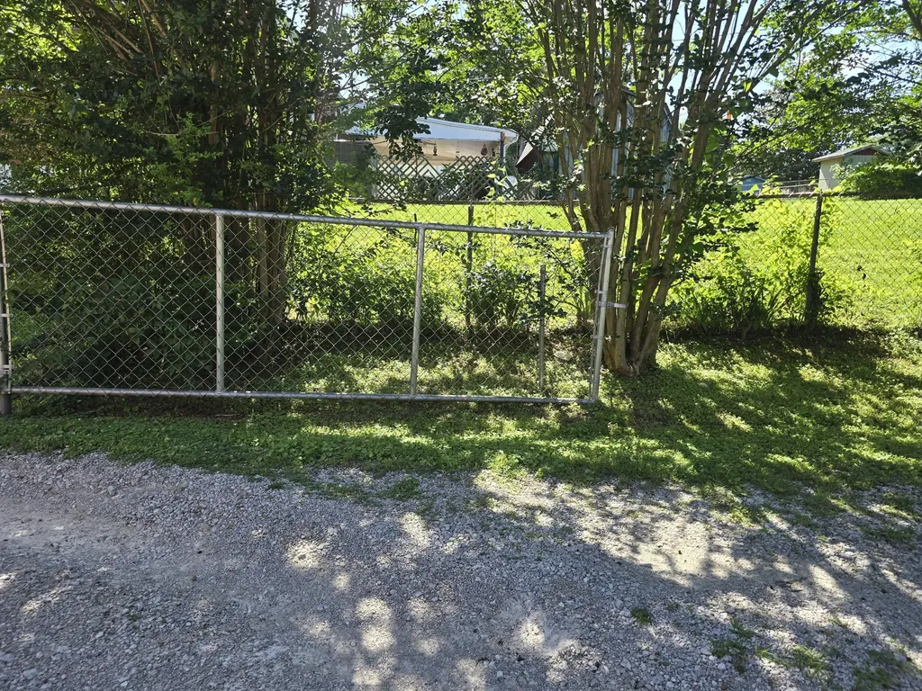 110 Pleasant Drive Columbia TN 38401