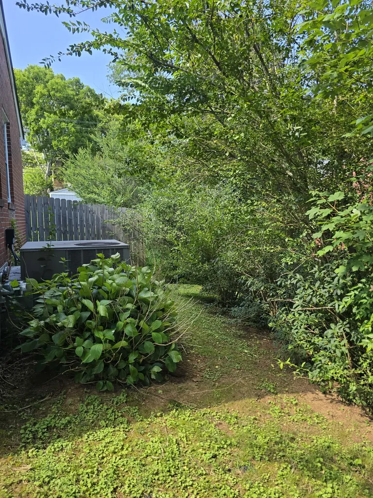 110 Pleasant Drive Columbia TN 38401