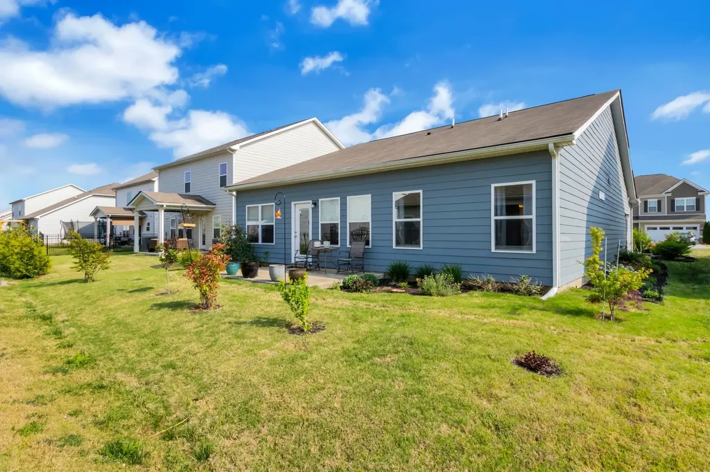 3722 Pelham Wood Drive Murfreesboro TN 37128