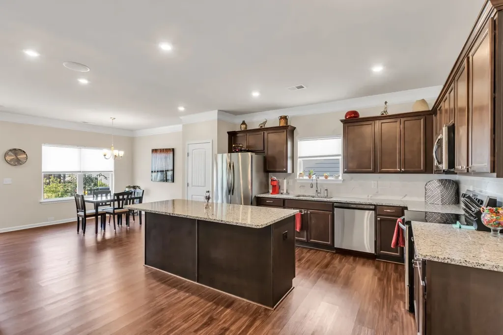 3722 Pelham Wood Drive Murfreesboro TN 37128