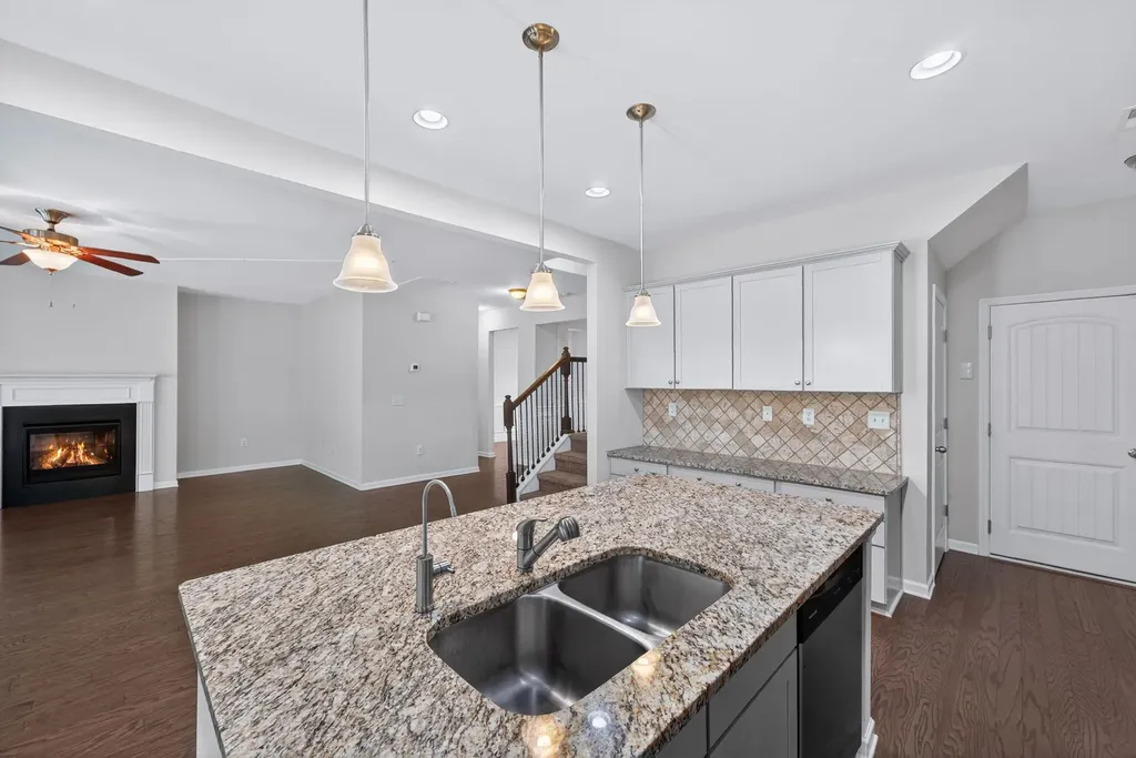 3026 Dove Ct, N Spring Hill TN 37174