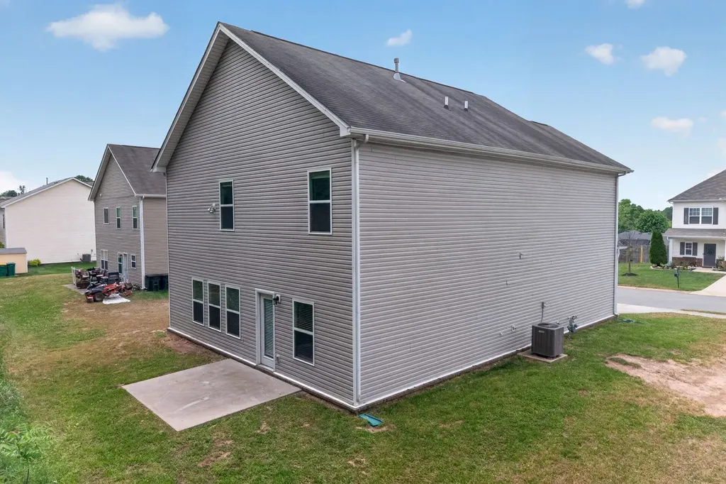 3026 Dove Ct, N Spring Hill TN 37174