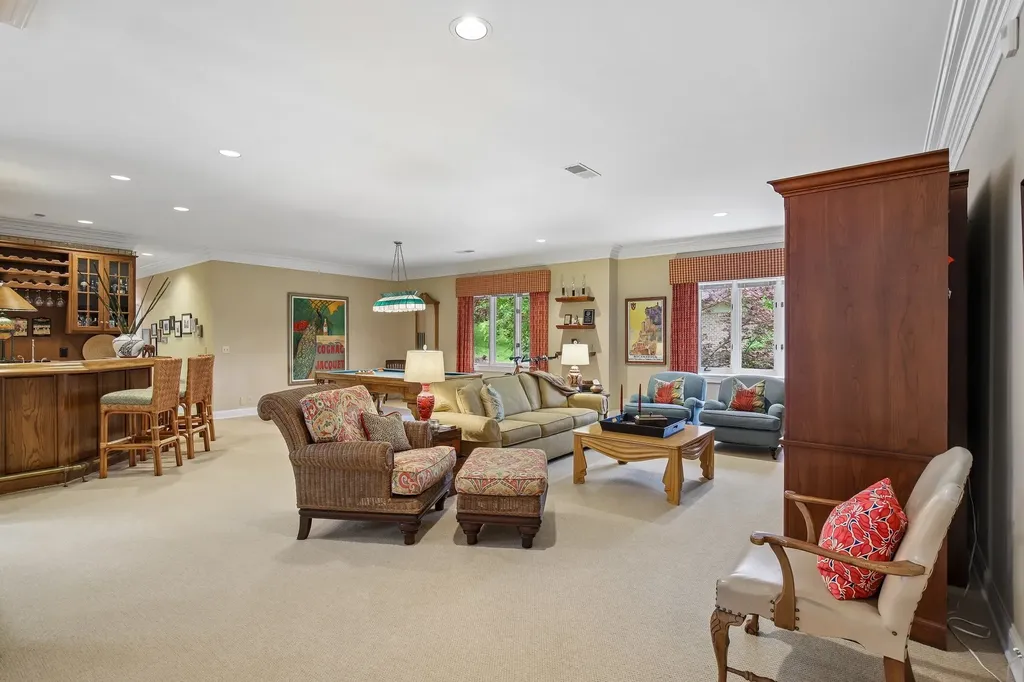27 Annandale Nashville TN 37215