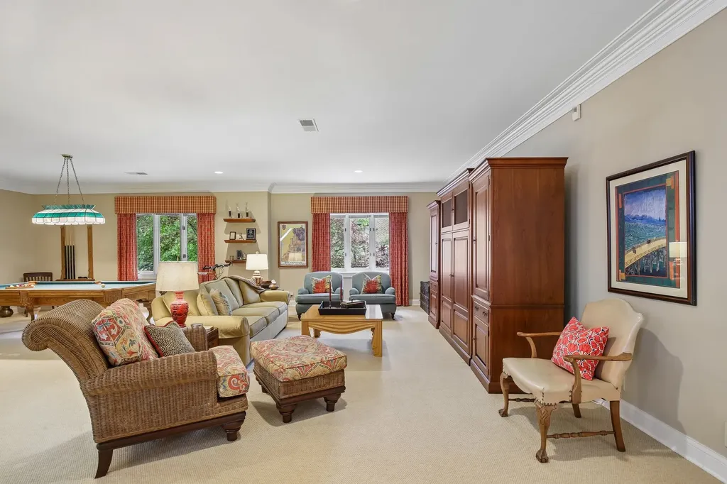 27 Annandale Nashville TN 37215