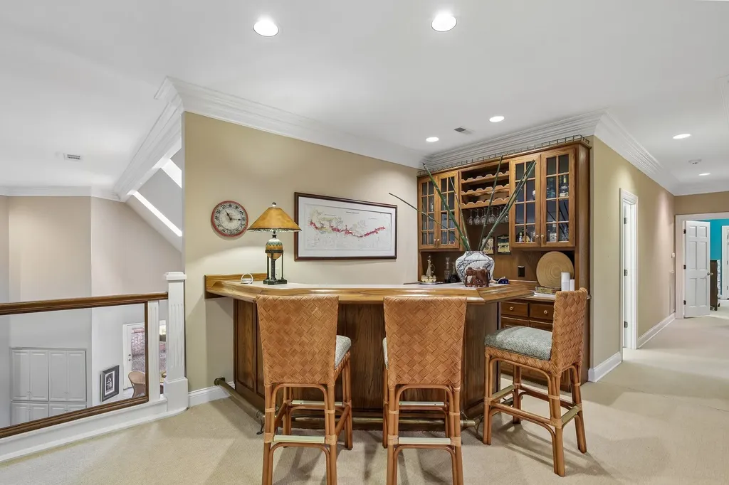 27 Annandale Nashville TN 37215