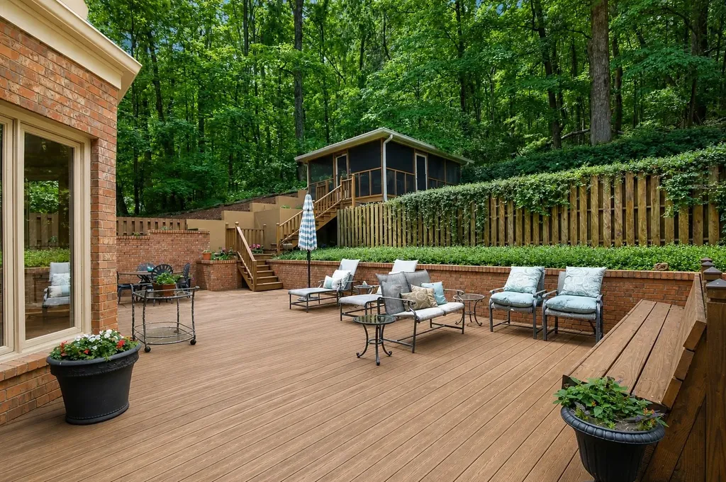 27 Annandale Nashville TN 37215