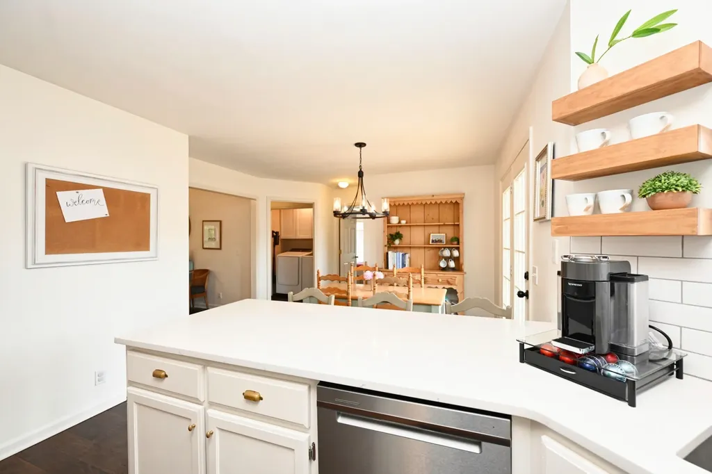 1004 Kiser Avenue Hendersonville TN 37075