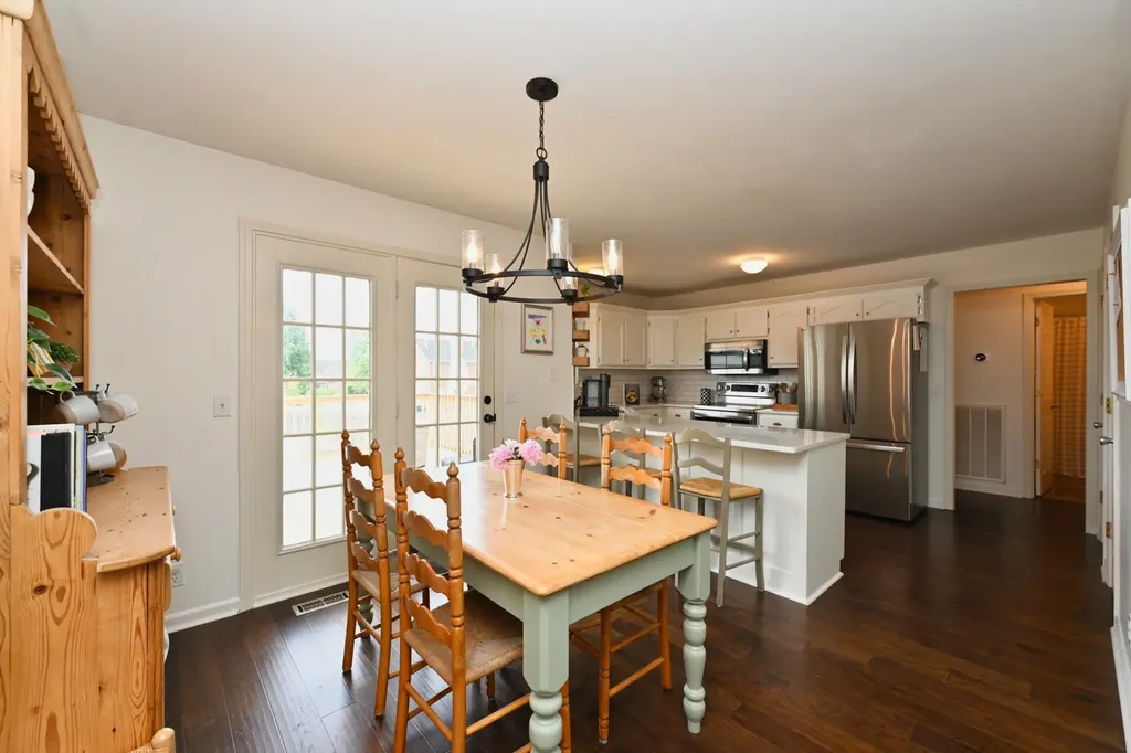 1004 Kiser Avenue Hendersonville TN 37075