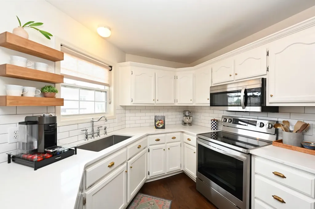 1004 Kiser Avenue Hendersonville TN 37075
