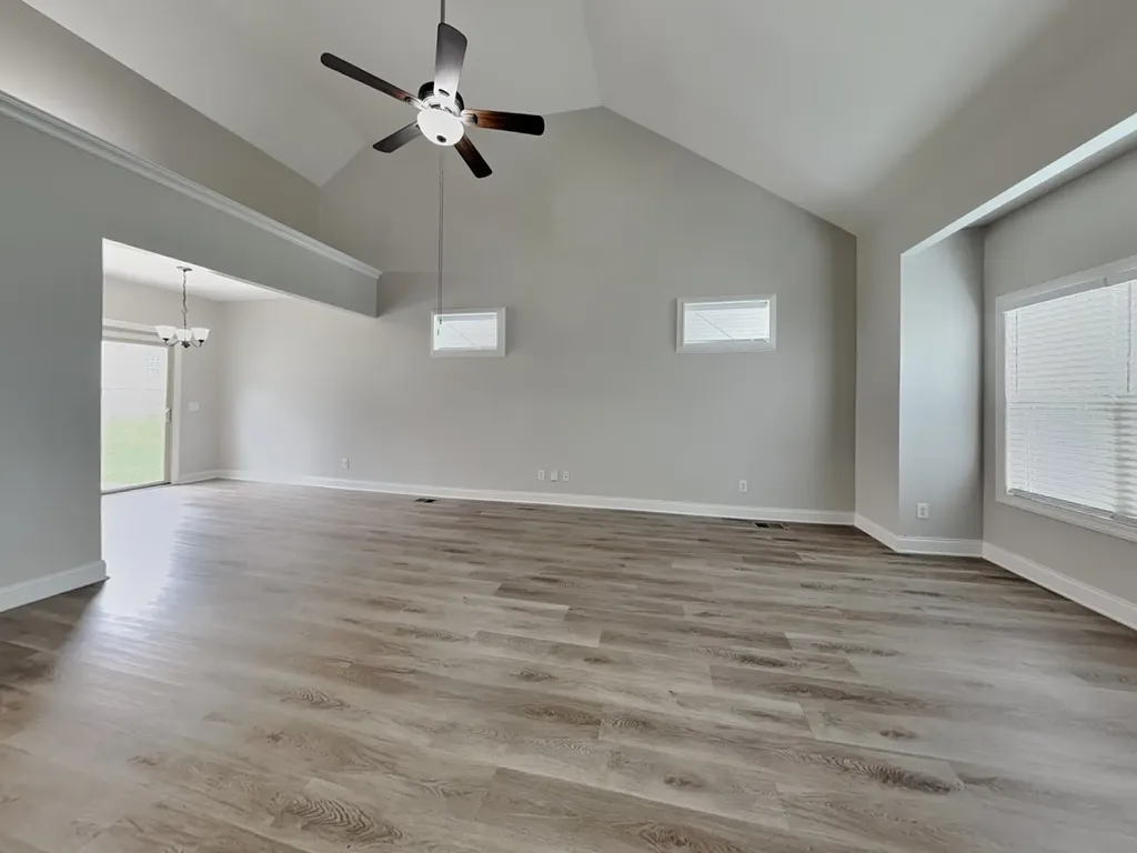 839 S Westland Avenue Gallatin TN 37066