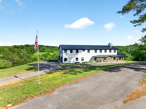3485 Pinetree Circle Palmyra TN 37142