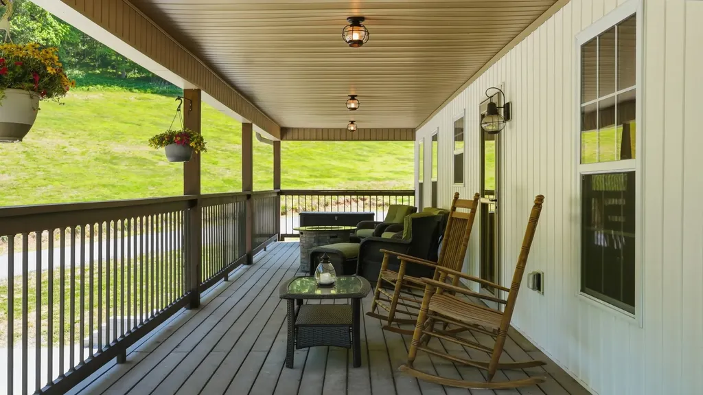 2431 Free State Road Gainesboro TN 38562