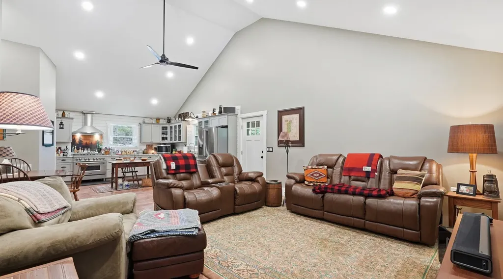 2431 Free State Road Gainesboro TN 38562