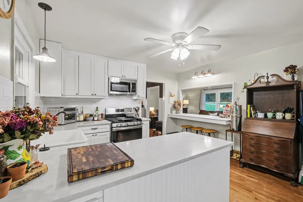 2020 Estes Lane Columbia TN 38401